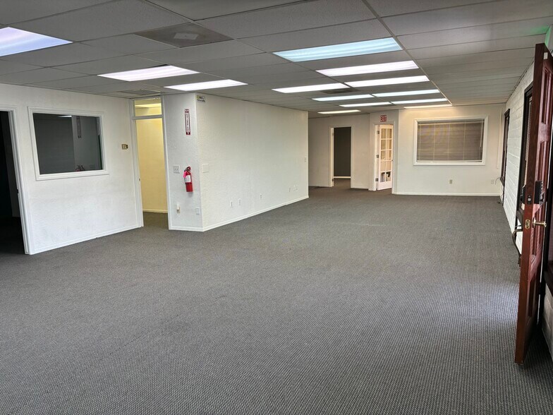 More Photos Of 23470 Olive Wood Plaza Dr, Moreno Valley Office Residential For Lease