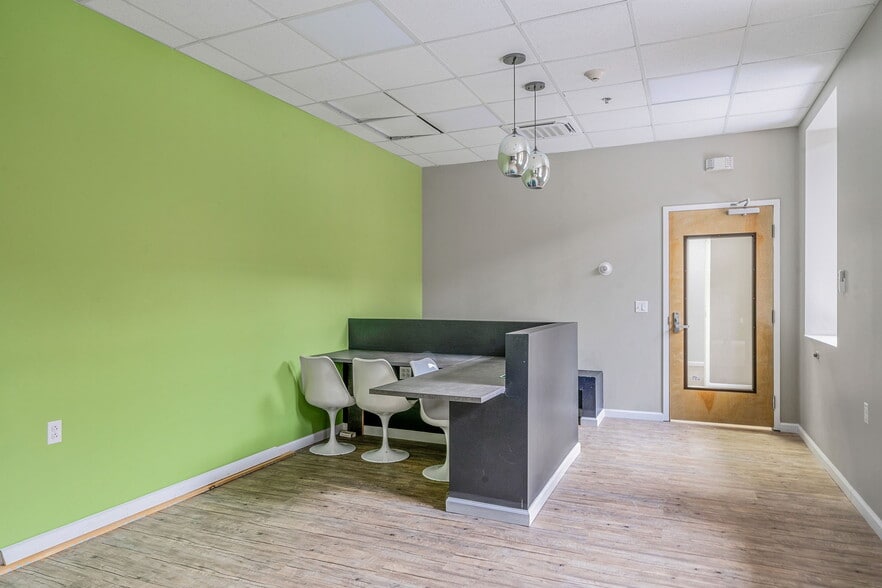 More Photos Of 263-265 Indian Head Rd, Kings Park Medical For Sale