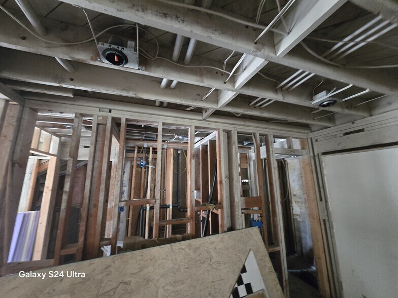 More Photos Of 167 Avenida Serra, San Clemente Specialty For Lease