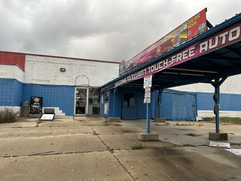 More Photos Of 901 Elliott Dr, Middletown Carwash For Sale