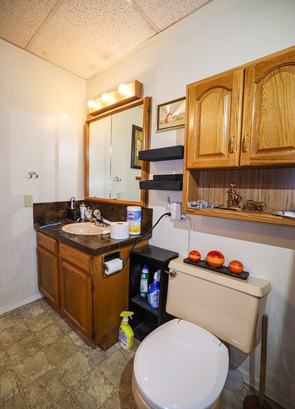 More Photos Of 411 S Jefferson St, Aberdeen Industrial For Sale