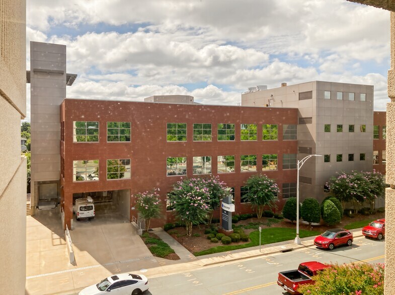 More Photos Of 500 S Main St, Burlington Coworking Space