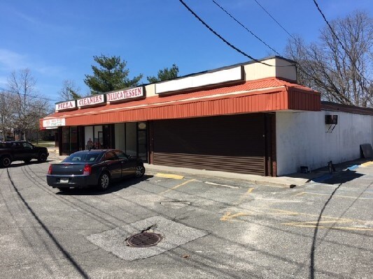 More Photos Of 623-629 E Main St, Kings Park Storefront For Sale