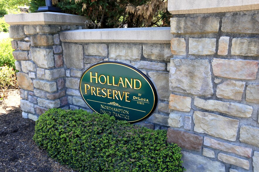 More Photos Of 66 Buck Rd, Southampton Medical For Lease