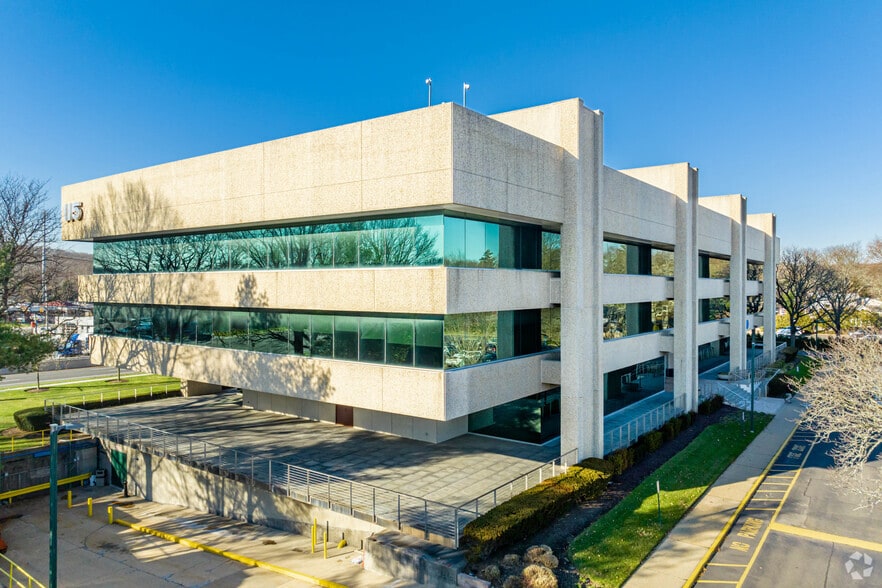 More Photos Of 115 Broadhollow Rd, Melville Office For Lease