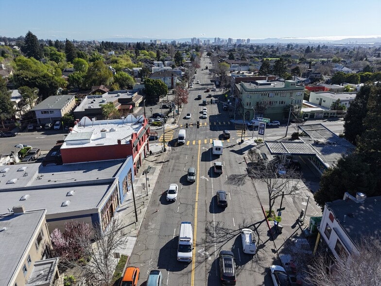 More Photos Of 6410-6416 Telegraph Ave, Oakland Storefront For Lease