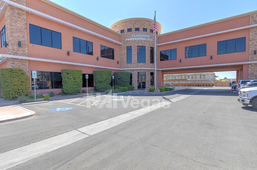 More Photos Of 8845 W Flamingo Rd, Las Vegas Medical For Lease