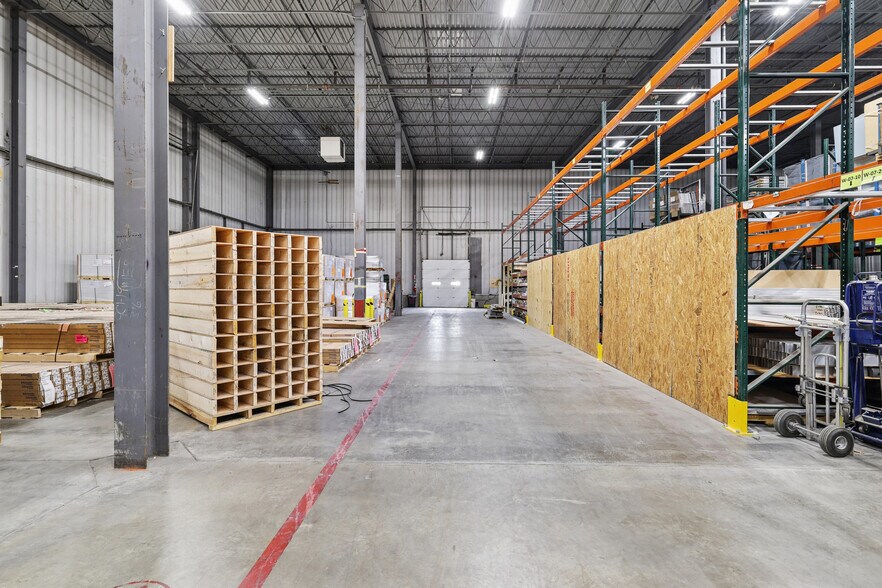 More Photos Of 90 Commerce Way, Woburn Unknown For Lease