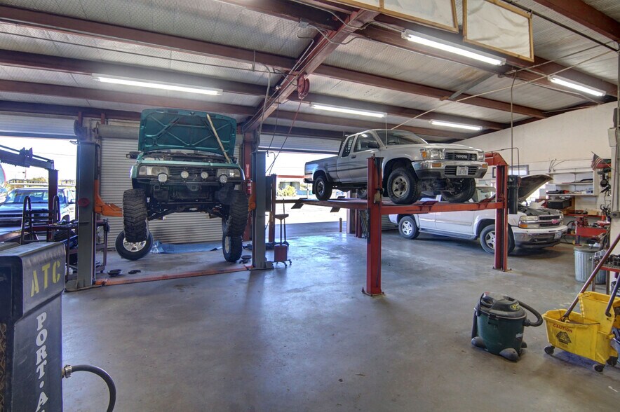 More Photos Of 3806 Highway 180 E, Mineral Wells Auto Repair For Sale