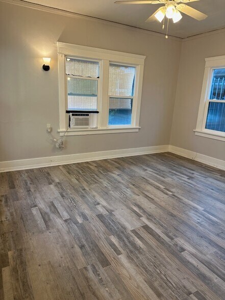 More Photos Of 1025 Locust Ave, Long Beach Apartments For Sale