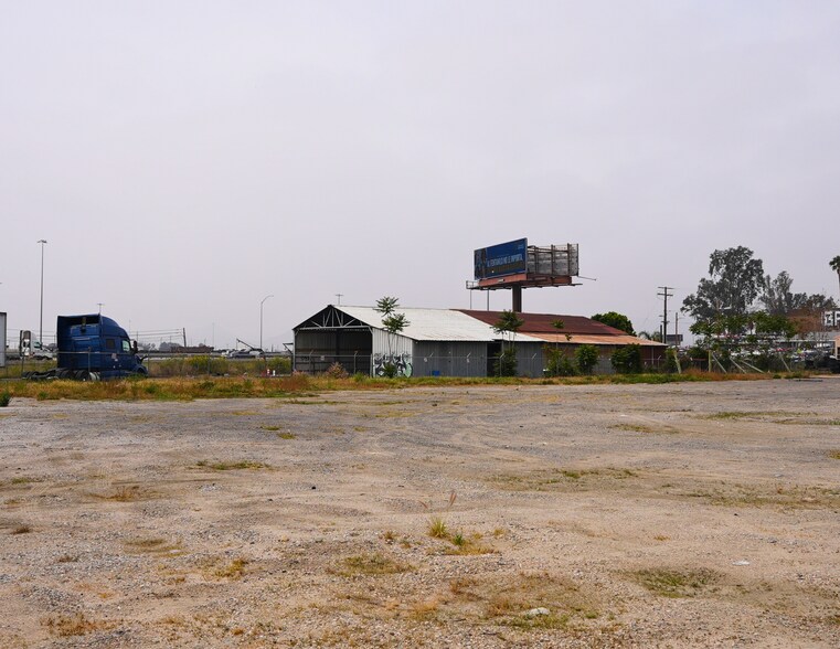 More Photos Of 261 W Valley Blvd, Rialto Land For Sale