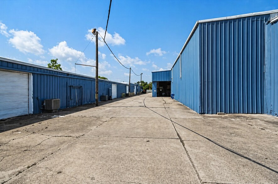 More Photos Of 1490 Fourth St, Westwego Warehouse For Lease