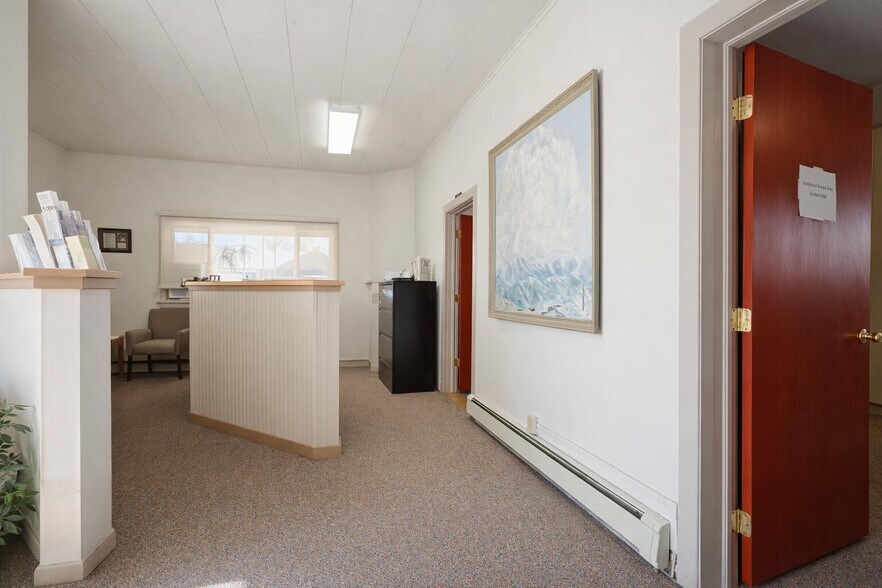 More Photos Of 125 E 5th St, Walsenburg Office For Sale