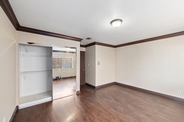 More Photos Of 10566 Calabash Ave, Fontana Light Distribution For Sale