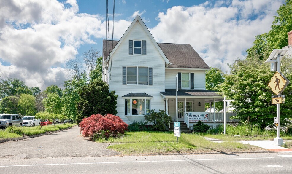 More Photos Of 14 Elm St, New Milford Office For Lease