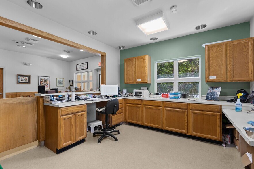 More Photos Of 11 Airport Dr, Wappingers Falls Medical For Sale