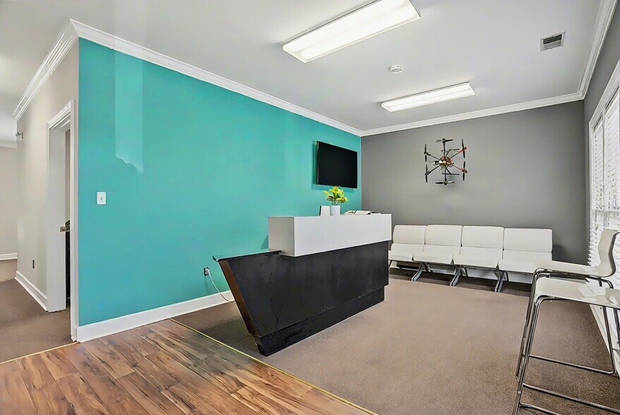 More Photos Of 188 Ben Burton Cir, Bogart Office For Sale