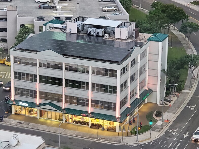 More Photos Of 401 Kamakee St, Honolulu Office For Lease