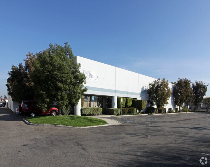 Primary Photo Of 535 W Walnut Ave, Orange Manufacturing For Lease