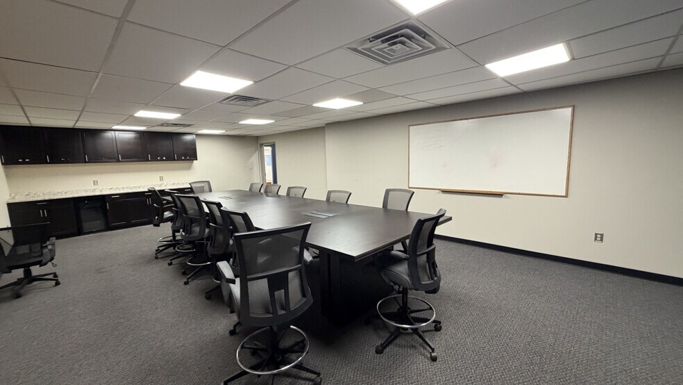 More Photos Of 201 Kriebel Ave, Lansdale Warehouse For Lease