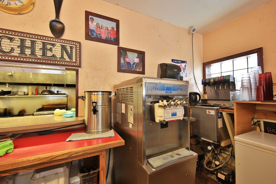 More Photos Of 108 Main St, Collbran Restaurant For Sale