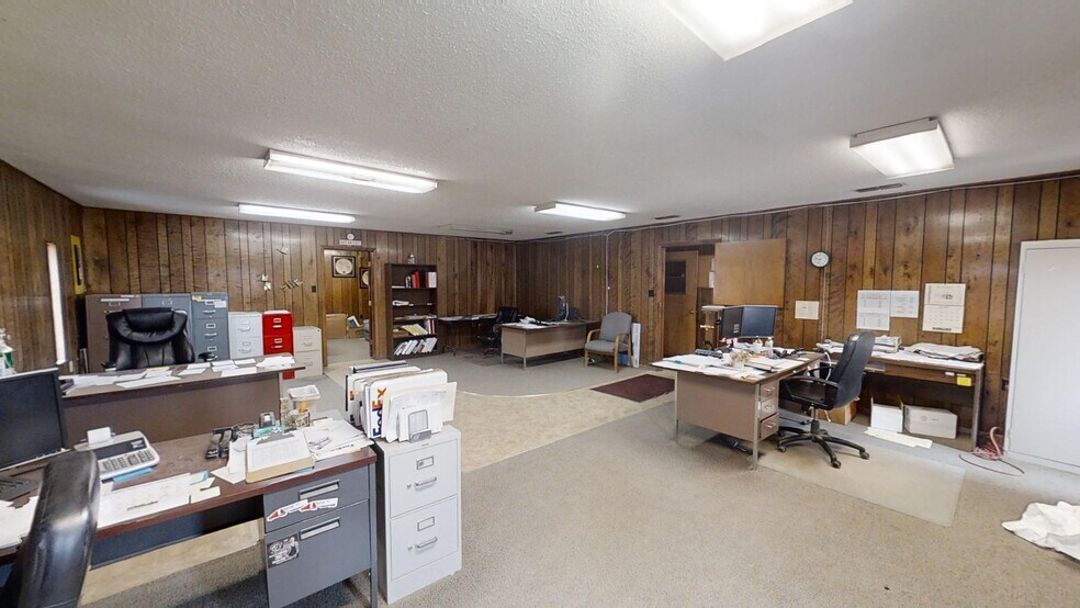 More Photos Of 1230 SR 83, Denver City Warehouse For Sale