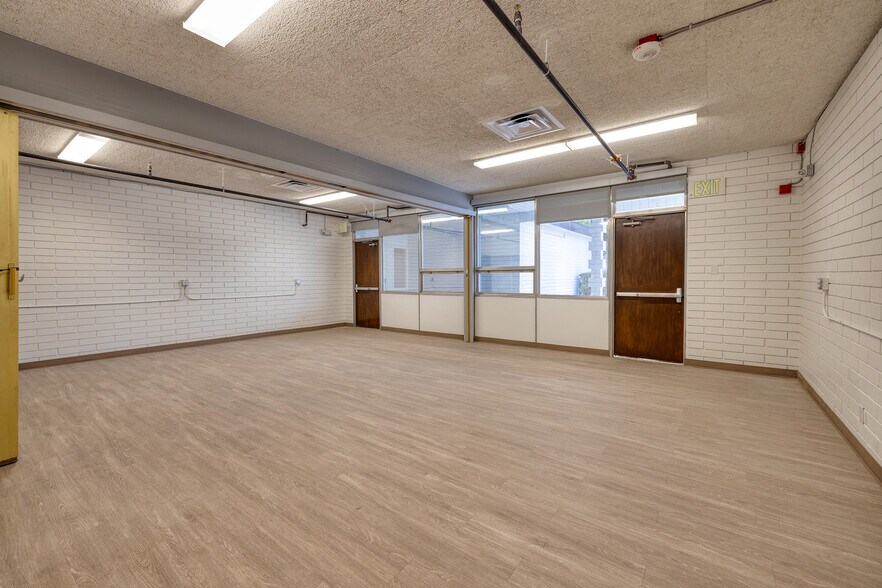 More Photos Of 2401 E Tonopah Ave, North Las Vegas Religious Facility For Sale