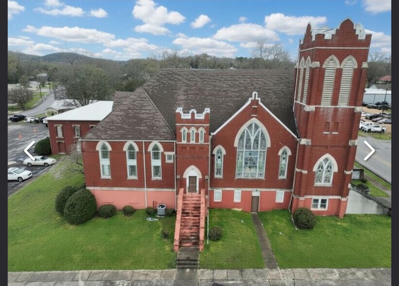 Primary Photo Of 400 East St N, Talladega Religious Facility For Sale