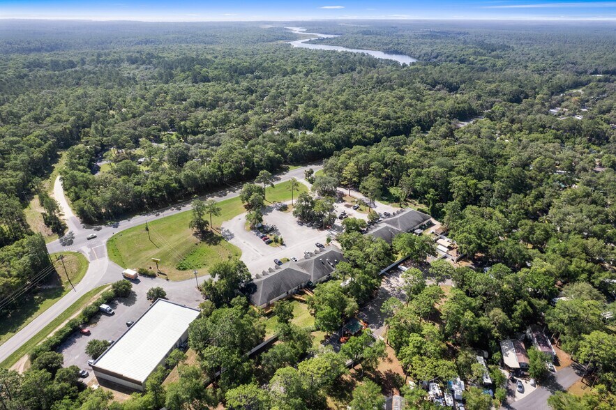 More Photos Of 14100 N Highway 19, Salt Springs Storefront Retail Office For Lease