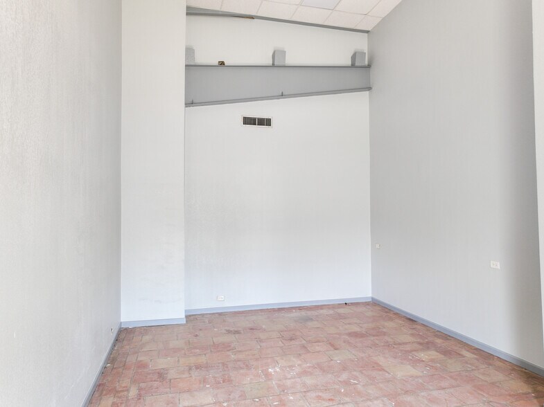 More Photos Of 14732 Bulverde Rd, San Antonio Warehouse For Lease