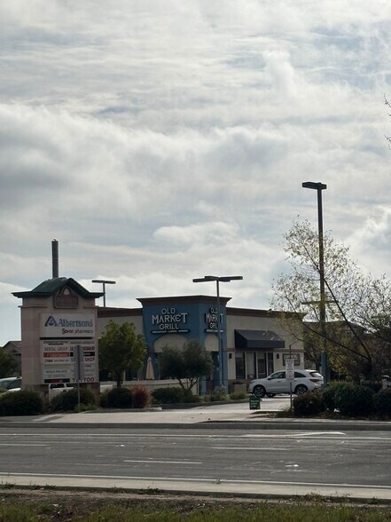 More Photos Of 23937 Clinton Keith Rd, Wildomar Fast Food For Sale