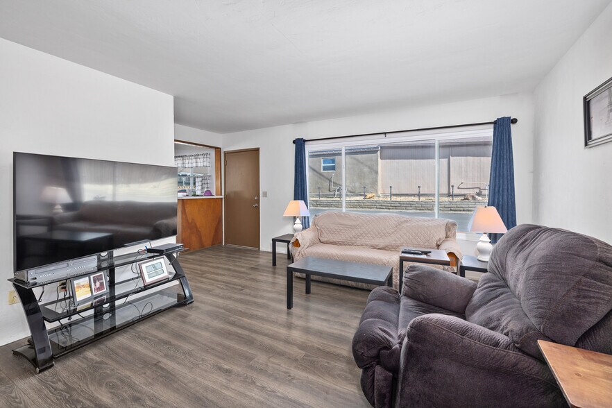 More Photos Of 2241-2247 Prospect St, National City Apartments For Sale