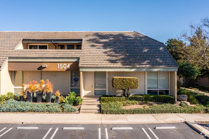 More Photos Of 1504 Brookhollow Dr, Santa Ana Medical For Lease