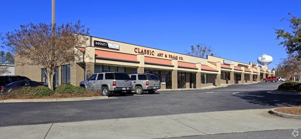 More Photos Of 1601 Baytree Rd, Valdosta Freestanding For Lease