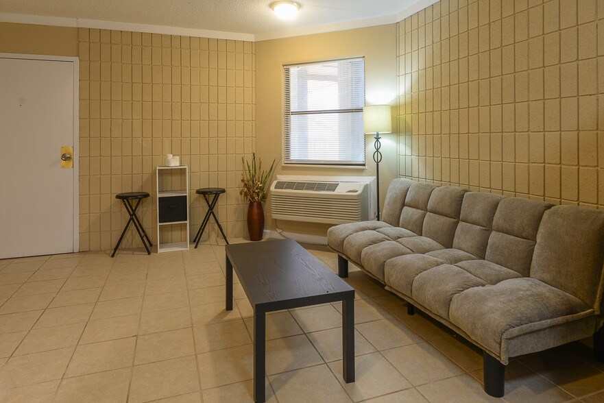 More Photos Of 212 Old Belwood Rd, Calhoun Apartments For Sale