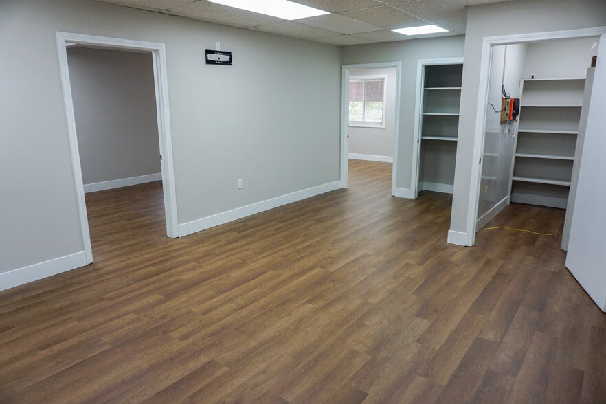 More Photos Of 901-907 Wethersfield Ave, Hartford Office For Lease