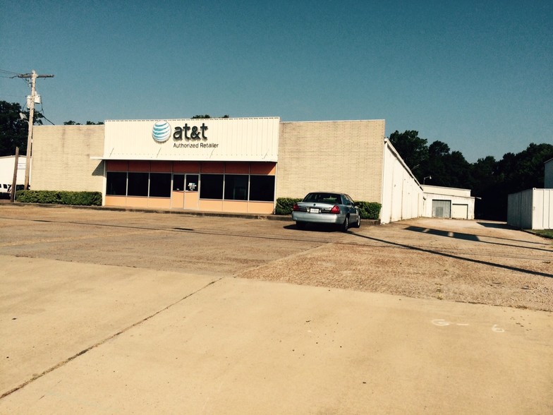 Primary Photo Of 260 Sgt Prentiss Dr, Natchez Storefront For Sale