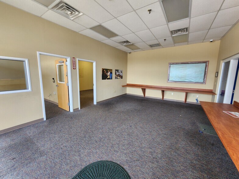More Photos Of 1301-1349 W Floyd Baker Blvd, Gaffney Unknown For Lease