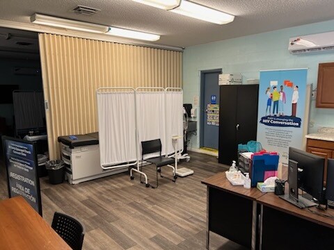 More Photos Of 4201 W Washington Ave, Las Vegas Religious Facility For Lease