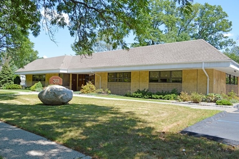 More Photos Of 311 N Midland Ave, Nyack Medical For Lease