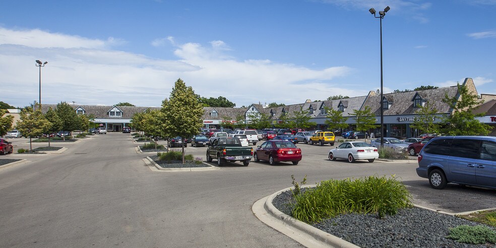 More Photos Of 1111-1213 N Sherman Ave, Madison Unknown For Lease