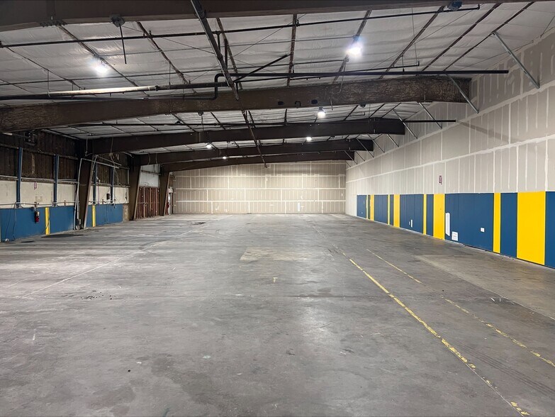 More Photos Of 1137 Graphics Dr, Modesto Warehouse For Lease