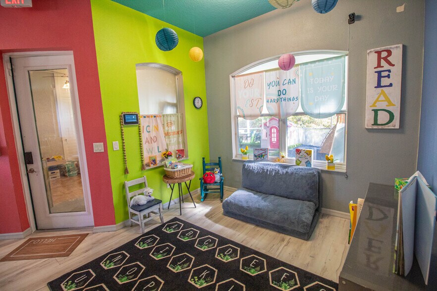 More Photos Of 17162 Toledo Blade Blvd, Port Charlotte Medical For Sale