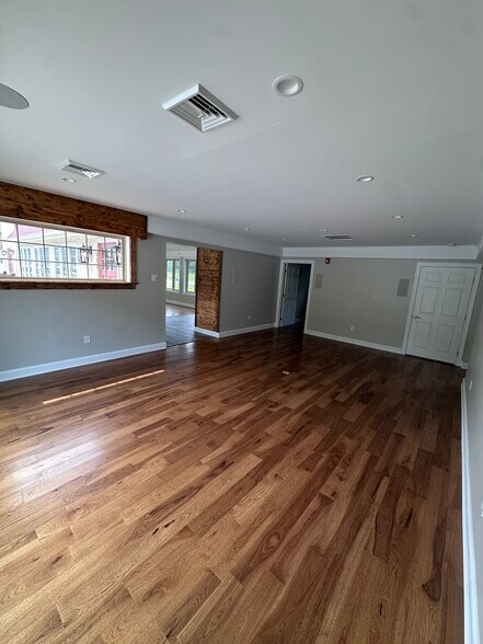 More Photos Of 533 E Lincoln Hwy, Exton Freestanding For Lease