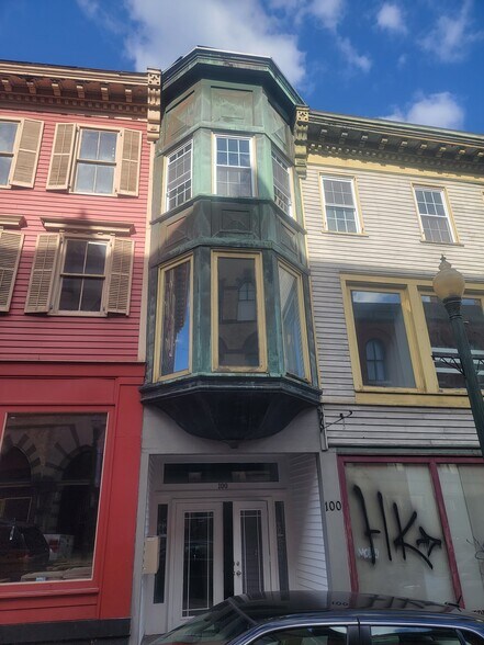 More Photos Of 94-100 Main St, Norwich Office Residential For Lease