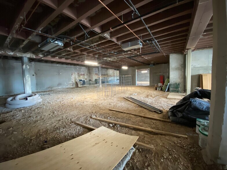 More Photos Of 455-467 25th St, Ogden Restaurant For Lease
