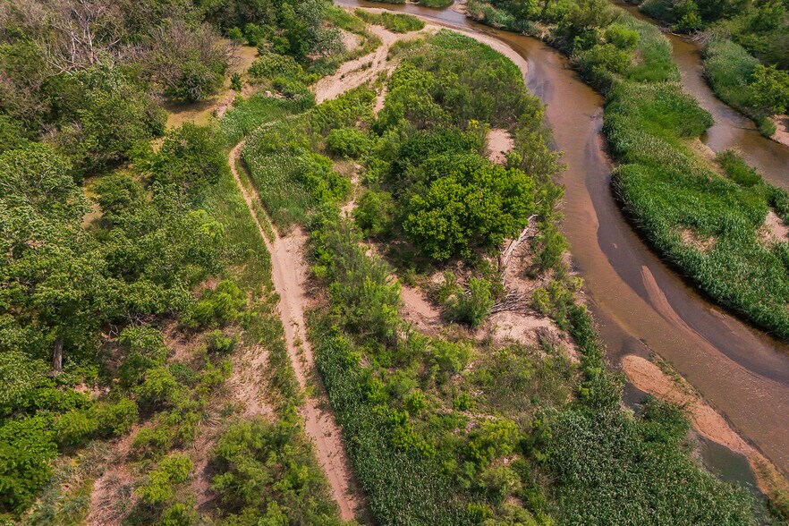 More Photos Of 9111 Long View Road, Burrton Land For Sale