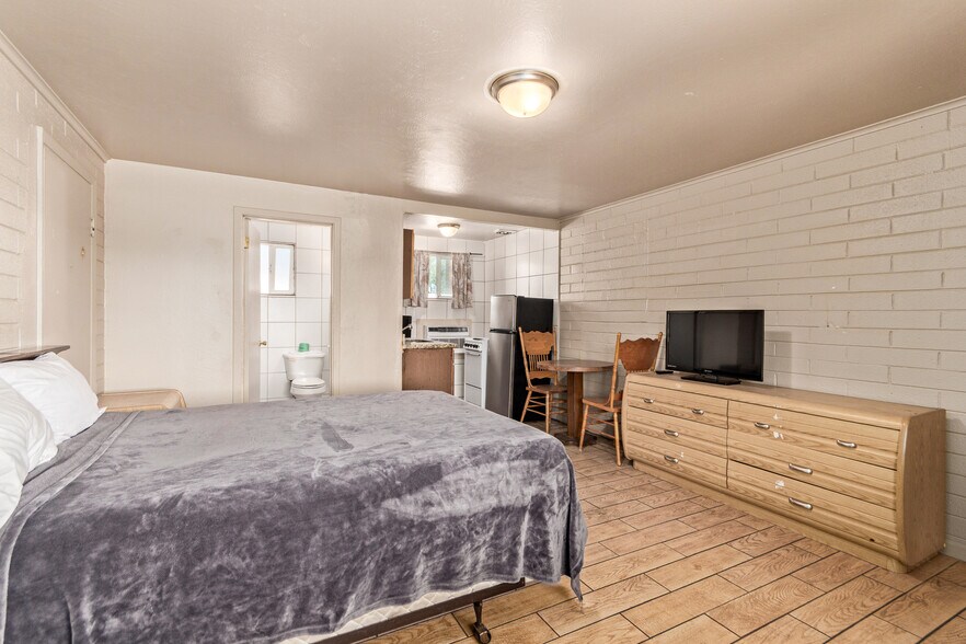 More Photos Of 8008 E Main St, Mesa Hotel For Sale