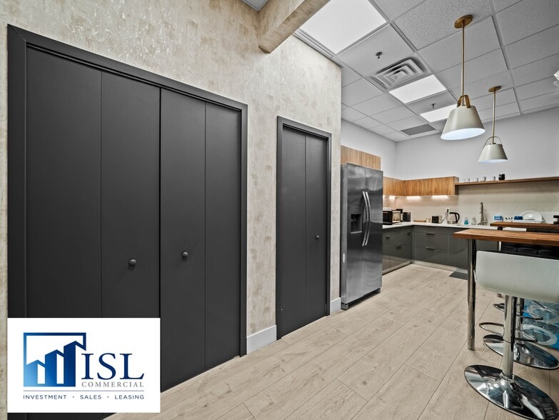 More Photos Of 1700 35th St, Orlando Warehouse For Sale
