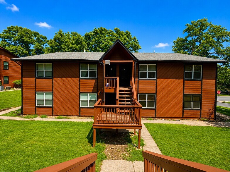 More Photos Of 503 W Allen Rd, Tahlequah Apartments For Sale